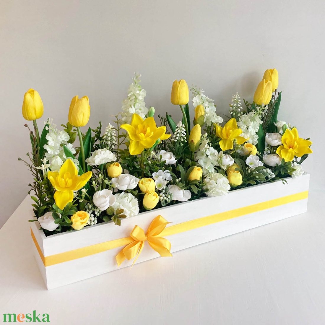 Tulipános virágláda asztaldísz - otthon & életmód - virágdekoráció - virágok - virágbox - Meska.hu