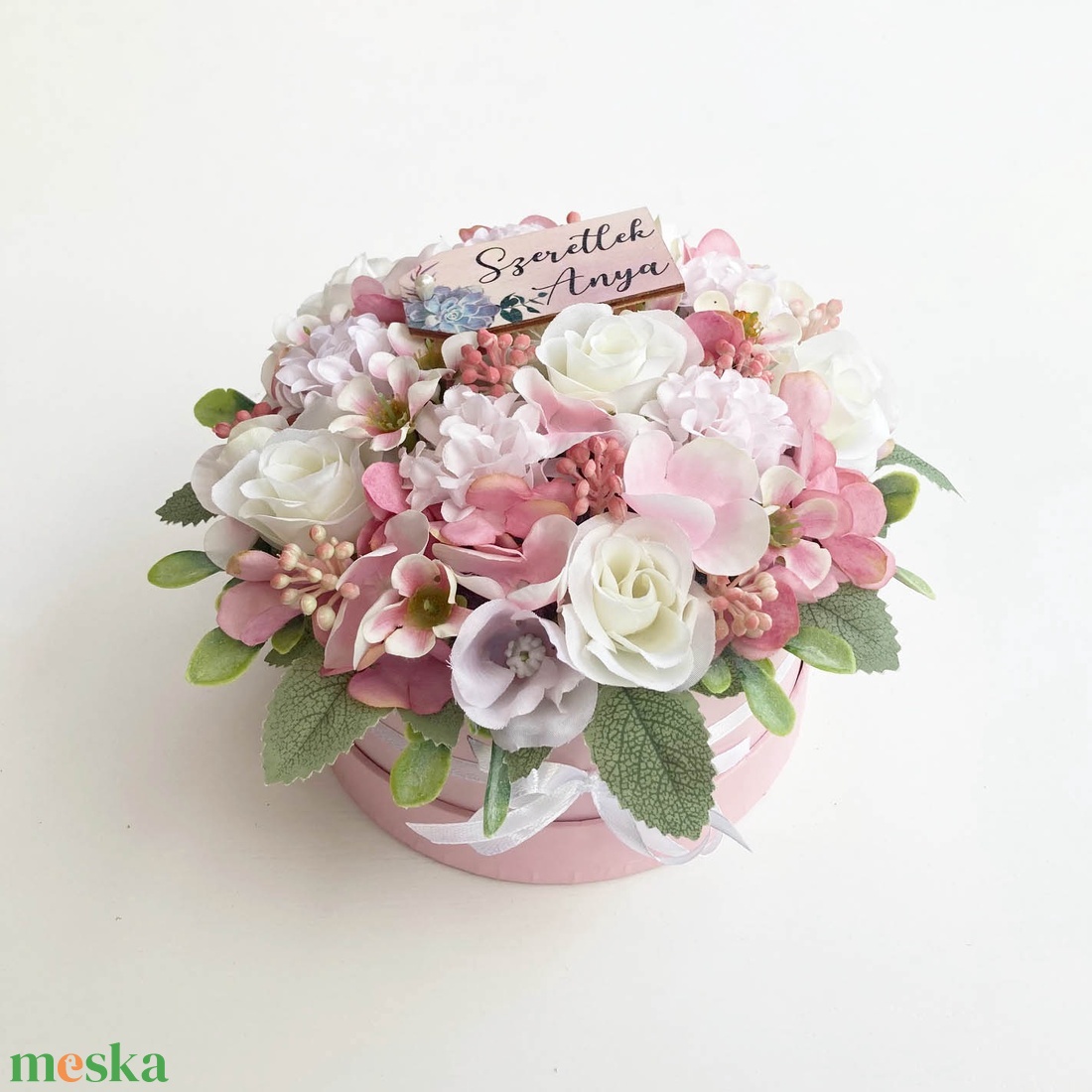 Anyák napi virágdoboz rózsaszín - otthon & életmód - virágdekoráció - virágok - virágbox - Meska.hu