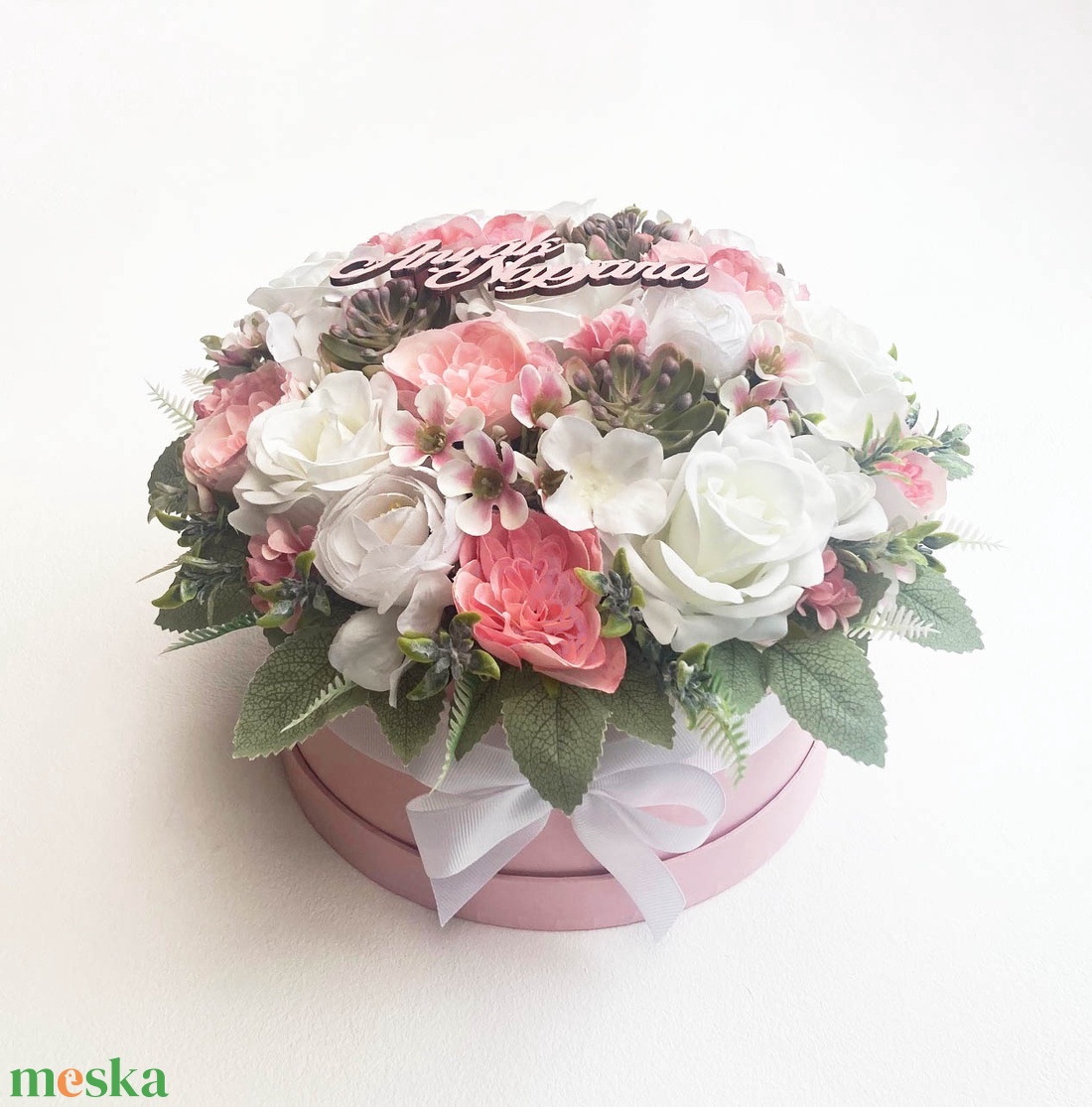 Elegáns virágdoboz - Anyák napjára - otthon & életmód - virágdekoráció - virágok - virágbox - Meska.hu