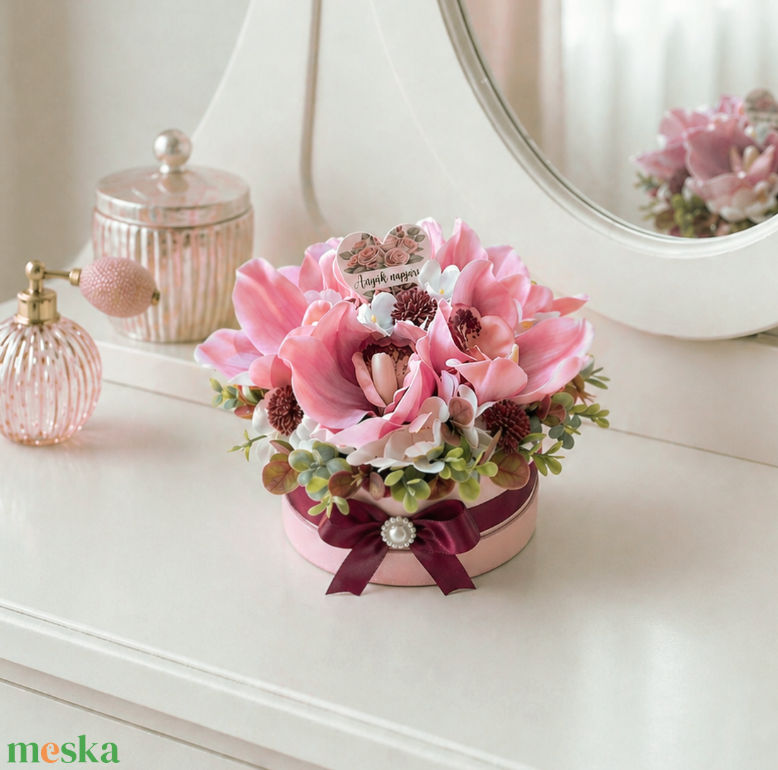 Anyák napi virágbox - orchideás - otthon & életmód - virágdekoráció - virágok - virágbox - Meska.hu