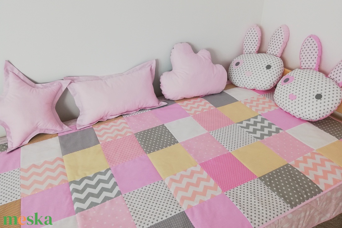 Rózsaszín-bézs patchwork ágytakaró 140�90 - otthon & életmód - lakástextil - ágytakaró - Meska.hu