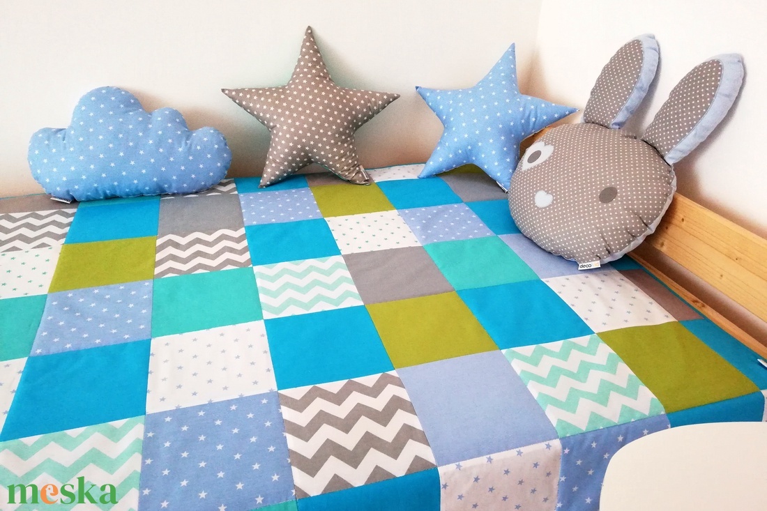 Türkiz-kék patchwork ágytakaró - otthon & életmód - lakástextil - ágytakaró - Meska.hu Türkiz-kék patchwork ágytakaró - otthon & életmód - lakástextil - ágytakaró - Meska.hu