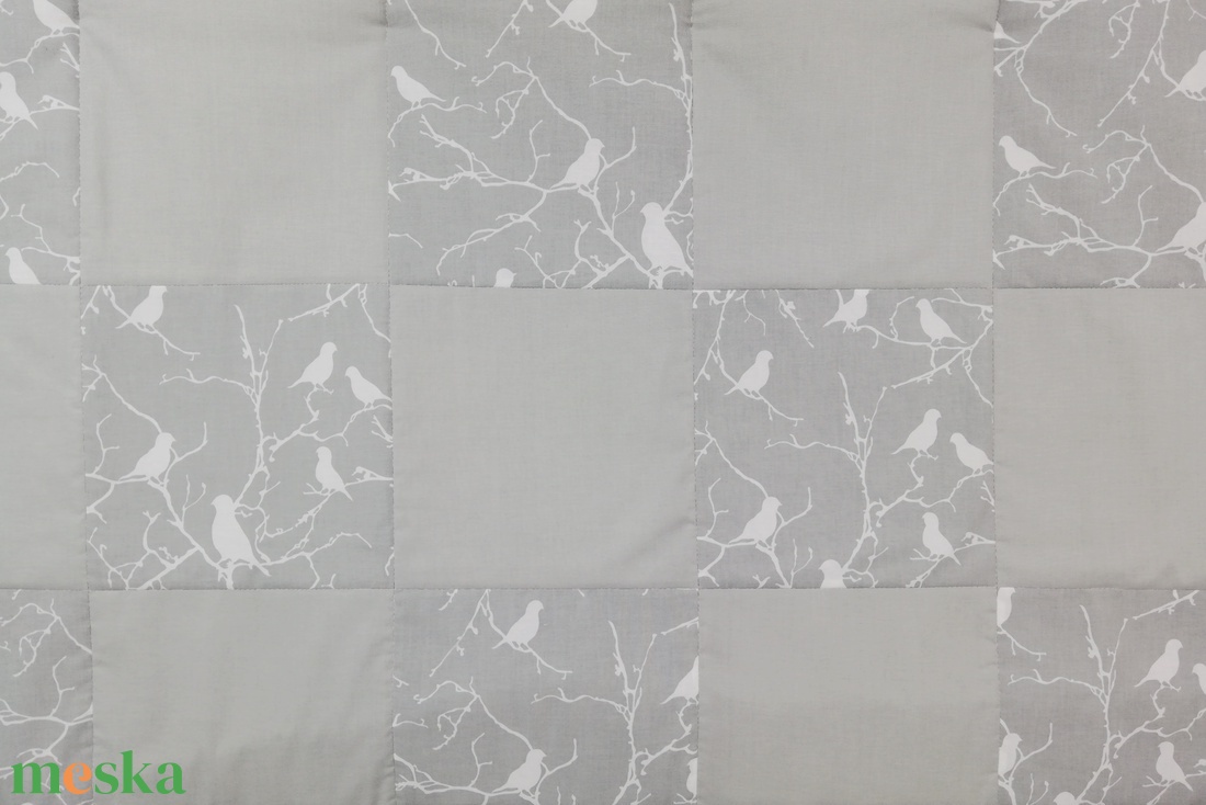 Madárkás szürke patchwork falvédő - otthon & életmód - babaszoba, gyerekszoba - falvédő gyerekszobába - Meska.hu Madárkás szürke patchwork falvédő - otthon & életmód - babaszoba, gyerekszoba - falvédő gyerekszobába - Meska.hu