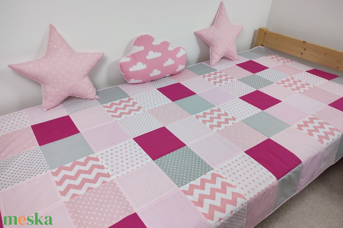 Rózsaszín patchwork ágytakaró - otthon & életmód - lakástextil - ágytakaró - Meska.hu Rózsaszín patchwork ágytakaró - otthon & életmód - lakástextil - ágytakaró - Meska.hu
