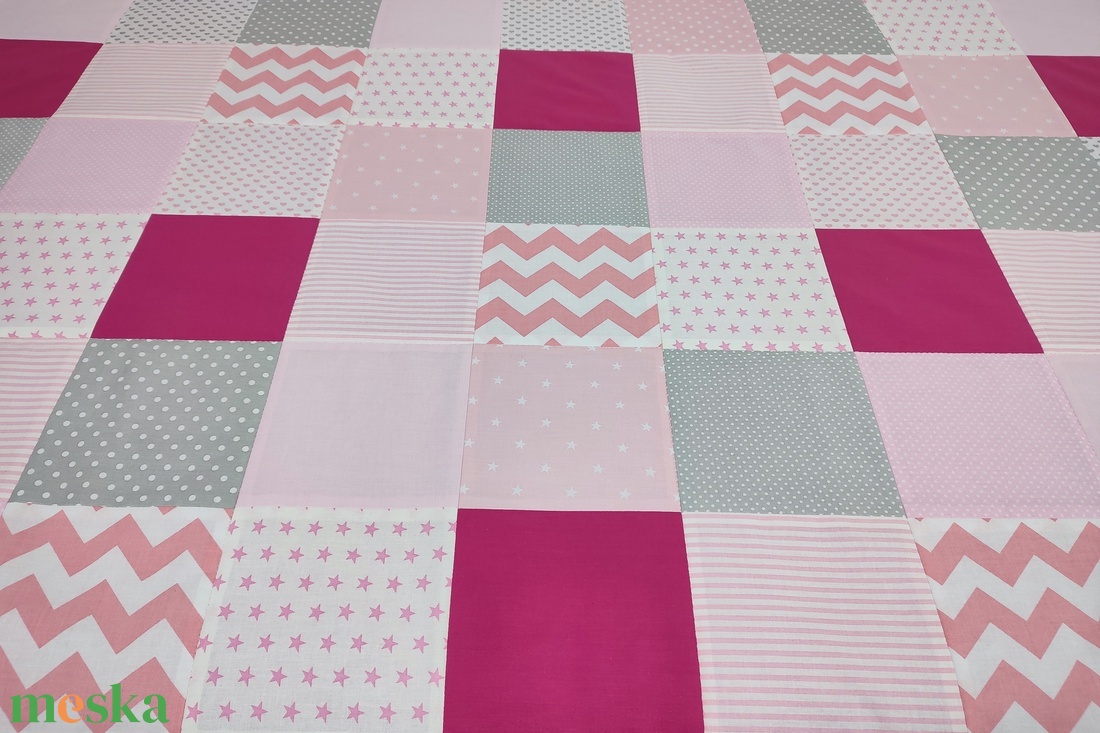 Rózsaszín patchwork ágytakaró - otthon & életmód - lakástextil - ágytakaró - Meska.hu Rózsaszín patchwork ágytakaró - otthon & életmód - lakástextil - ágytakaró - Meska.hu