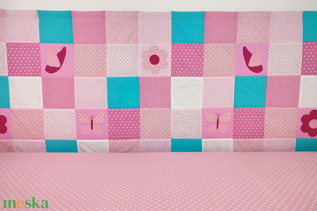 Pillangó és virág mintás patchwork falvédő - otthon & életmód - babaszoba, gyerekszoba - falvédő gyerekszobába - Meska.hu Pillangó és virág mintás patchwork falvédő - otthon & életmód - babaszoba, gyerekszoba - falvédő gyerekszobába - Meska.hu