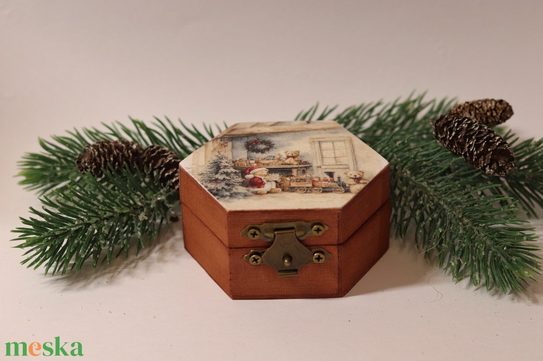 Karácsonyi ajándékdoboz - karácsony - karácsonyi ajándékozás - karácsonyi ajándékcsomagolás - Meska.hu