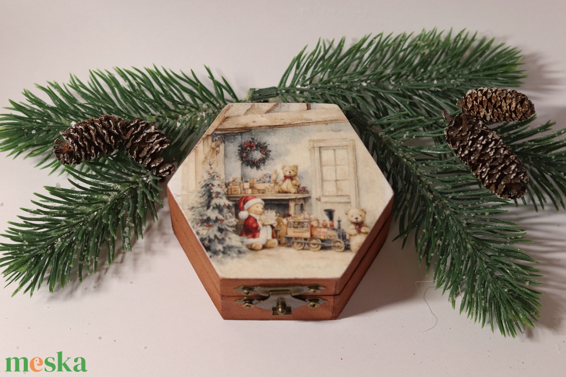 Karácsonyi ajándékdoboz - karácsony - karácsonyi ajándékozás - karácsonyi ajándékcsomagolás - Meska.hu