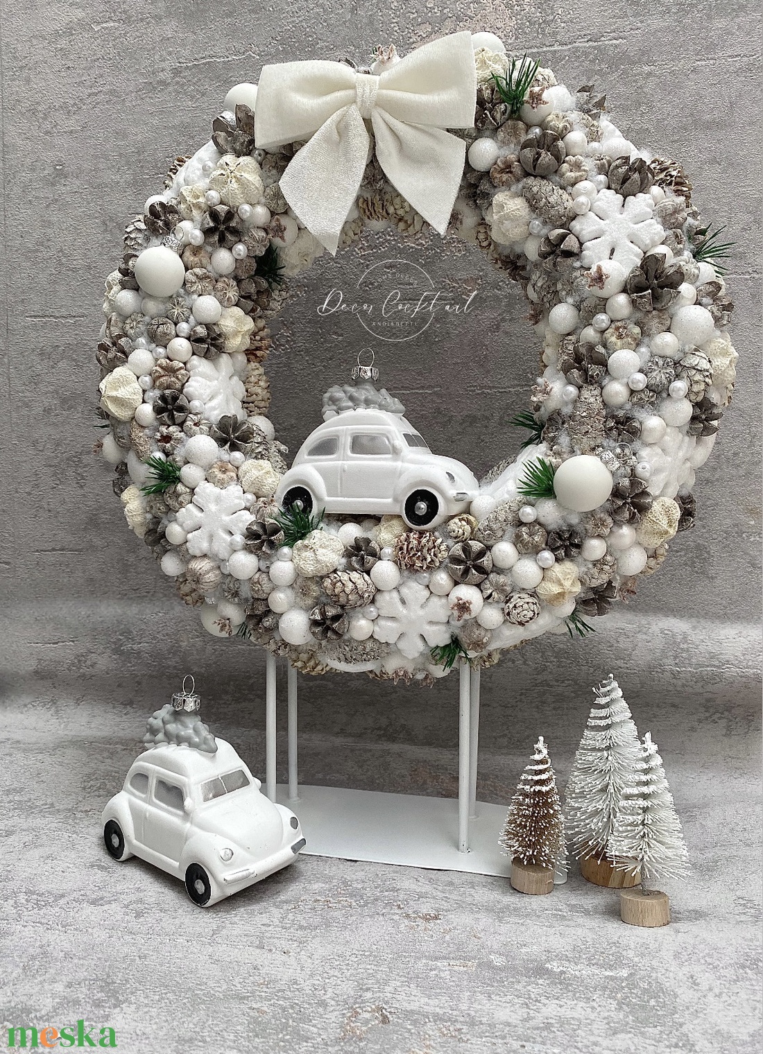 Fehér autós kopogtató - karácsony - adventi díszek - adventi ajtódísz - Meska.hu