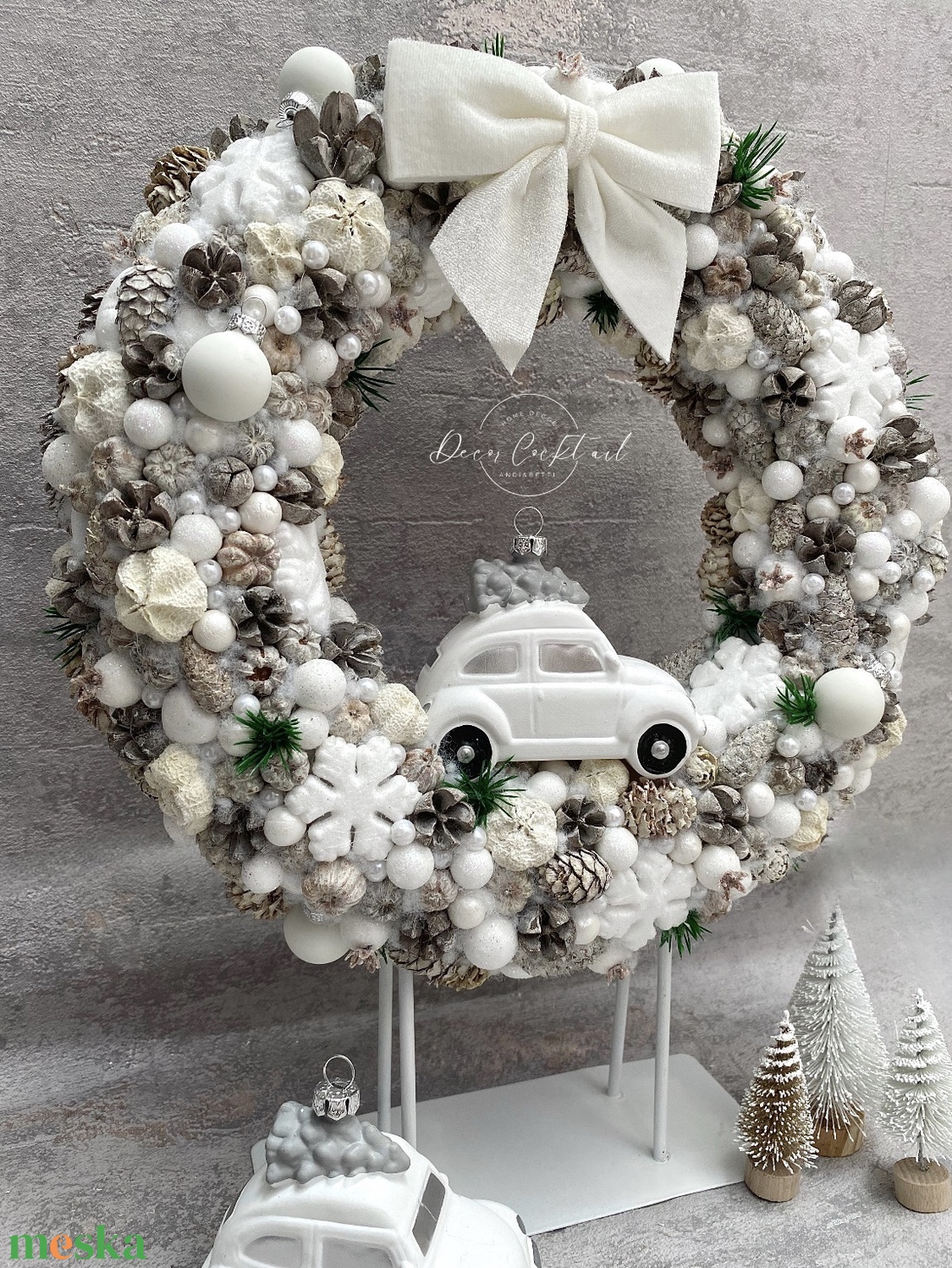 Fehér autós kopogtató - karácsony - adventi díszek - adventi ajtódísz - Meska.hu