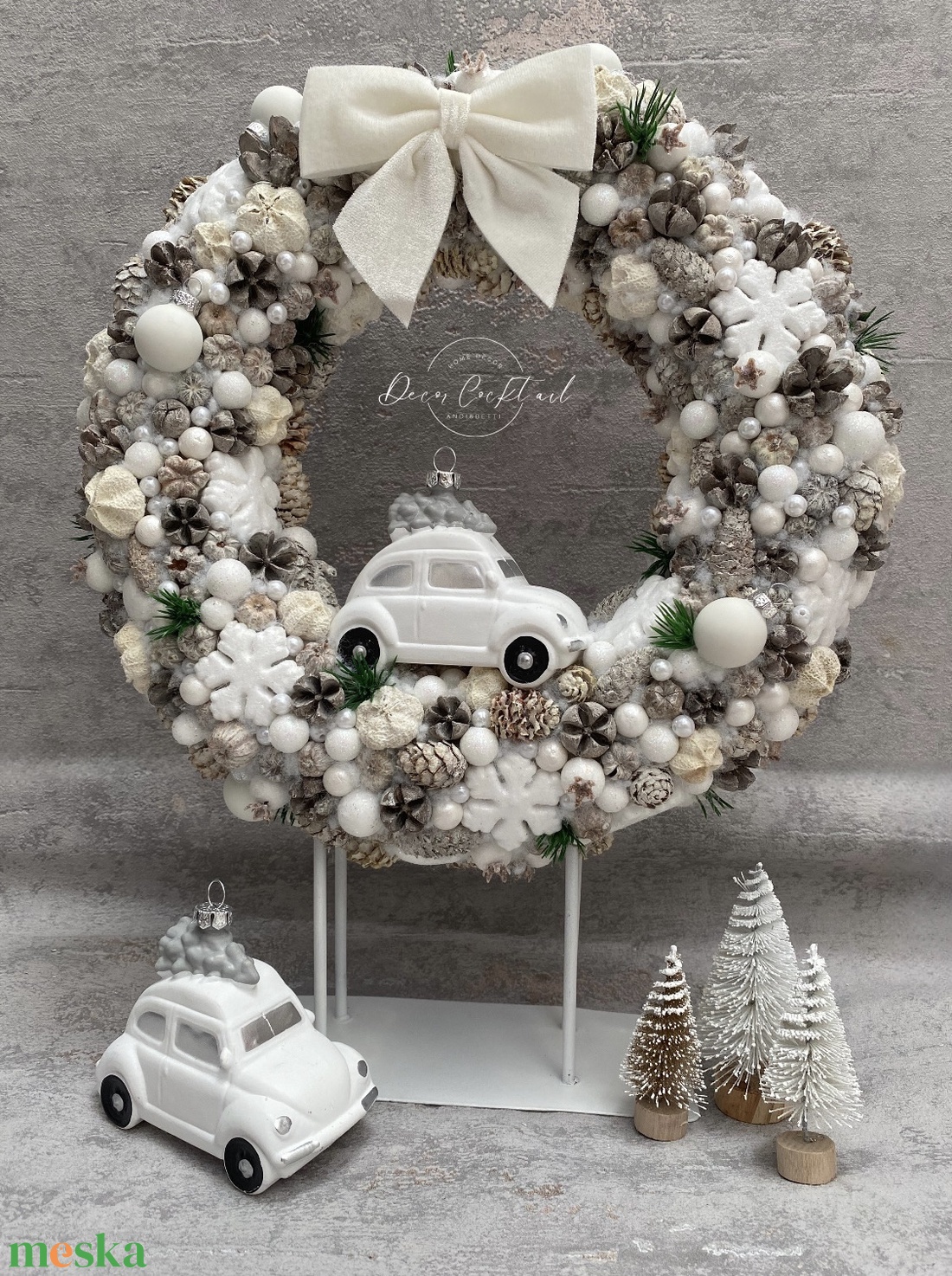 Fehér autós kopogtató - karácsony - adventi díszek - adventi ajtódísz - Meska.hu