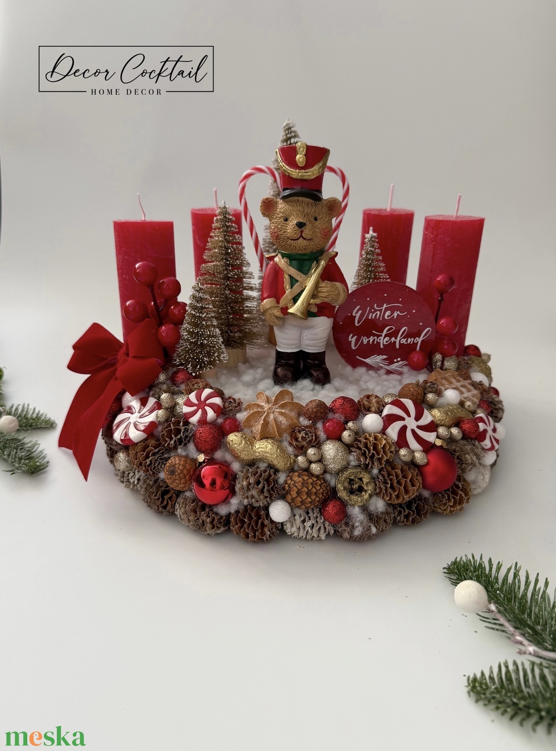 Klasszikus karácsonyi adventi koszorú, piros-fehér-arany színekben diótörő macival - karácsony - adventi díszek - adventi koszorú - Meska.hu