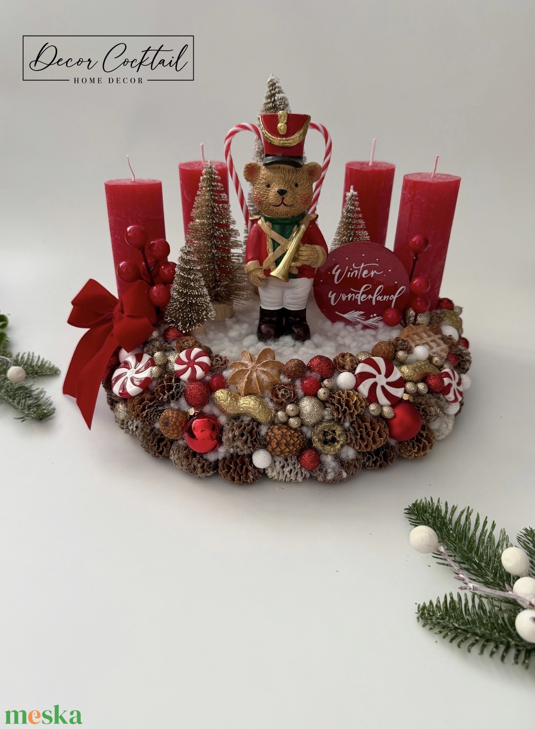 Klasszikus karácsonyi adventi koszorú, piros-fehér-arany színekben diótörő macival - karácsony - adventi díszek - adventi koszorú - Meska.hu