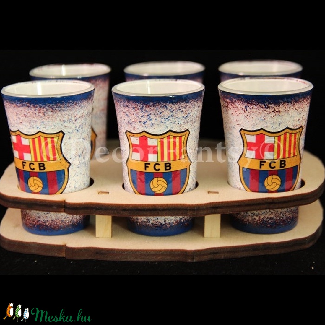 FC. BARCELONA SZURKOLÓI AJÁNDÉK  férfiaknak, férjeknek, barátoknak.  ( pohár szett tartóval )   -  - Meska.hu