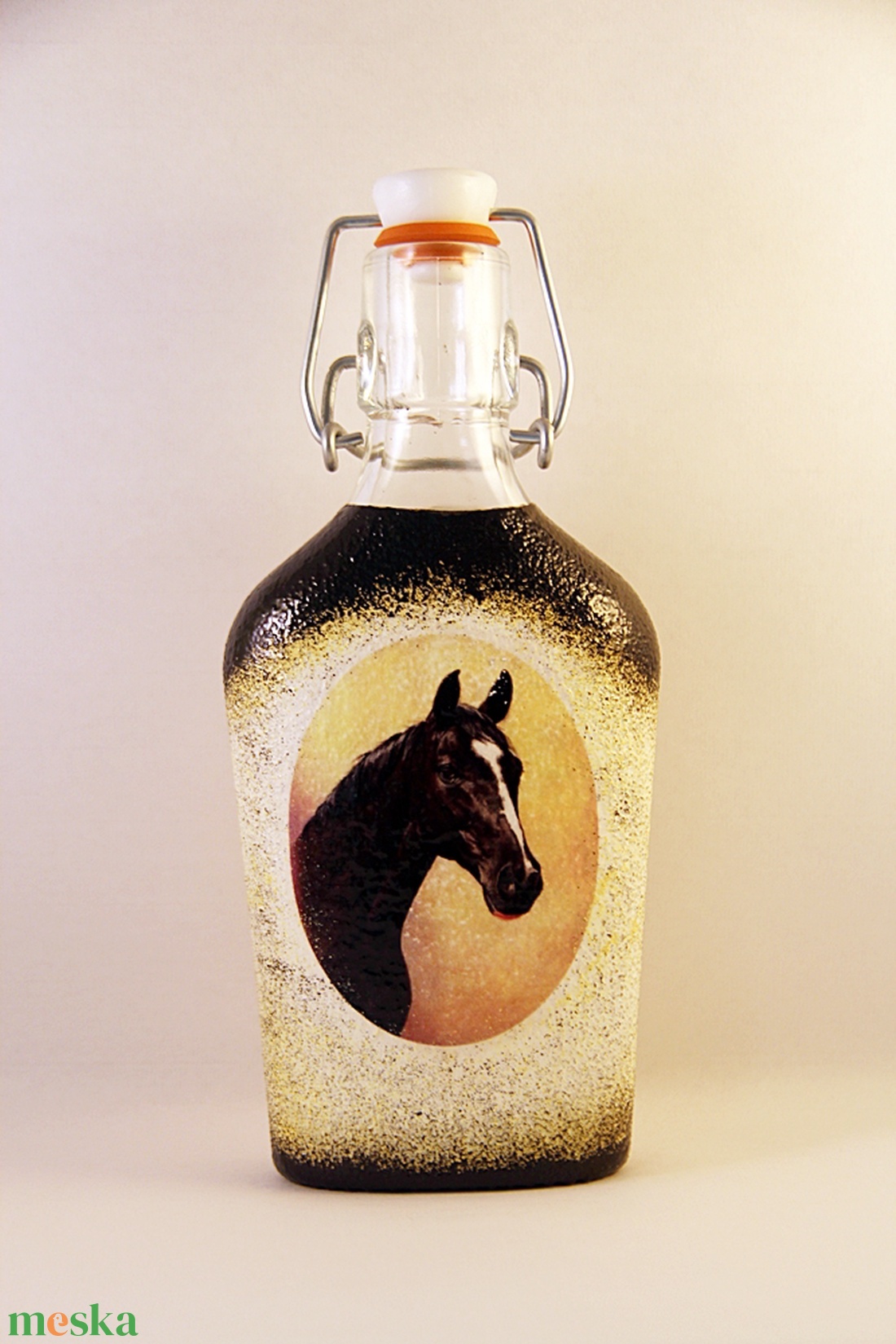 Ló motívummal díszített dugós  pálinkás üveg ( 0,2 l )  - otthon & lakás - dekoráció - asztal és polc dekoráció - díszüveg - Meska.hu