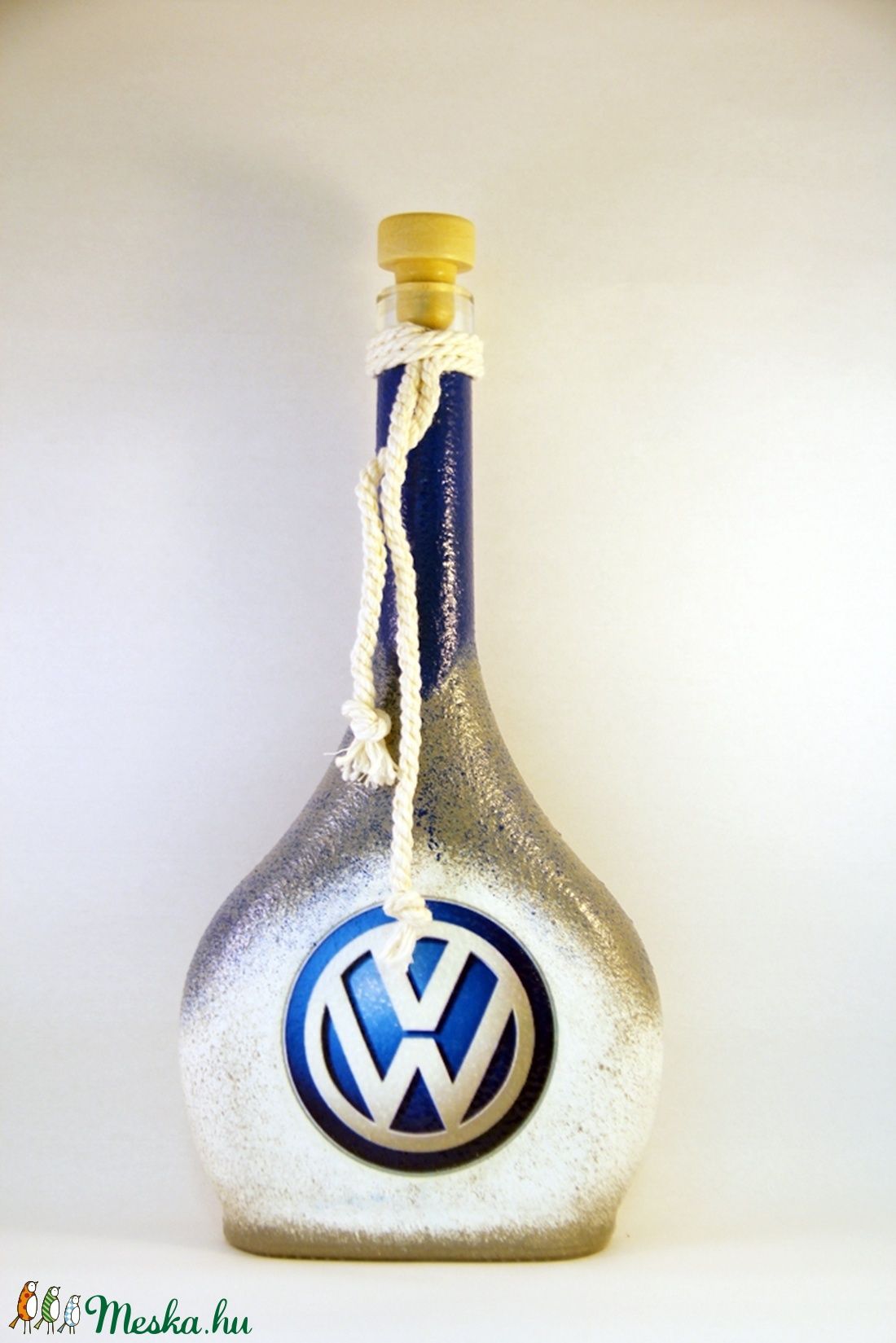 VOLKSWAGEN emblémával díszített pálinkás üveg ( 0,5 l ) - - Meska.hu VOLKSWAGEN emblémával díszített pálinkás üveg ( 0,5 l ) - - Meska.hu