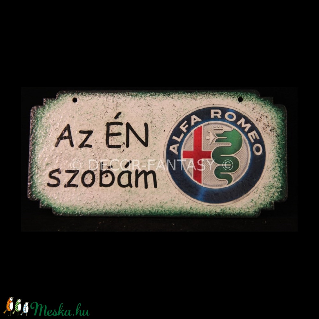 ALFA-ROMEO  emblémával díszített fatábla ajtóra -ÉN SZOBÁM ; A saját Alfa autód fotójával is! - otthon & életmód - dekoráció - Meska.hu