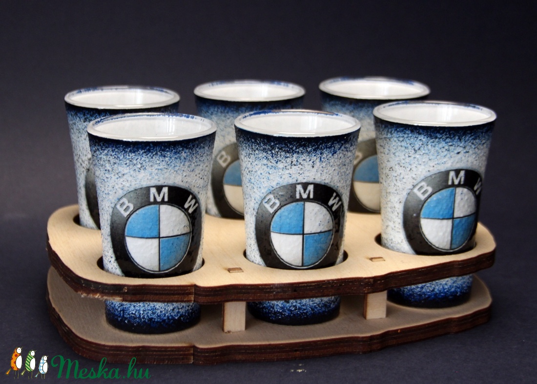 BMW emblémával díszített pálinkás pohár szett - ideális ajándék a márka szerelmeseinek - férjeknek -barátoknak - - Meska.hu BMW emblémával díszített pálinkás pohár szett - ideális ajándék a márka szerelmeseinek - férjeknek -barátoknak - - Meska.hu