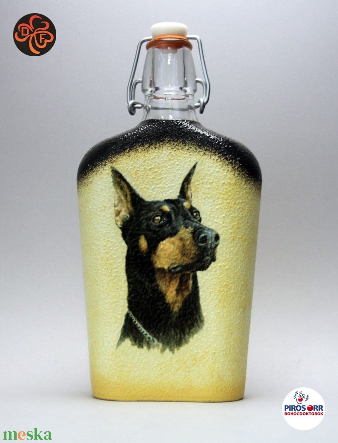 Kutya motívummal ( dobermann) díszített pálinkás üveg  ; Házi kedvenc rajongóknak ;Egyedi állat fotóval is ! - otthon & lakás - konyhafelszerelés, tálalás - tálalás - pálinkás poharak, szettek - Meska.hu