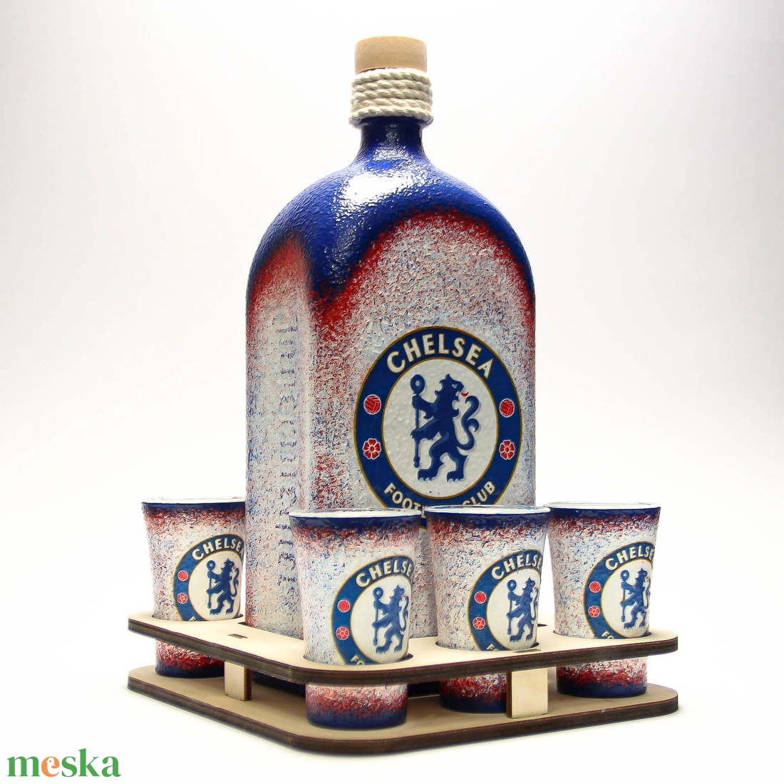 Chelsea FC emblémás  pálinka kínáló szett   ; Szurkolói ajándék férjeknek -barátoknak - szerelmemnek  - otthon & életmód - Meska.hu