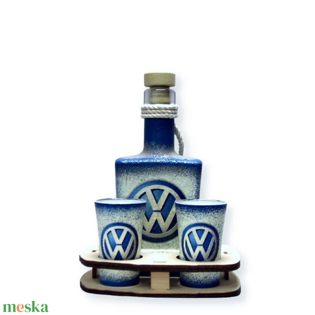 VOLKSWAGEN italos kínál készlet ; Volkswagen autód fényképével is! - otthon & életmód - konyhafelszerelés, tálalás - tálalás - pálinkás poharak, szettek - Meska.hu VOLKSWAGEN italos kínál készlet ; Volkswagen autód fényképével is! - otthon & életmód - konyhafelszerelés, tálalás - tálalás - pálinkás poharak, szettek - Meska.hu