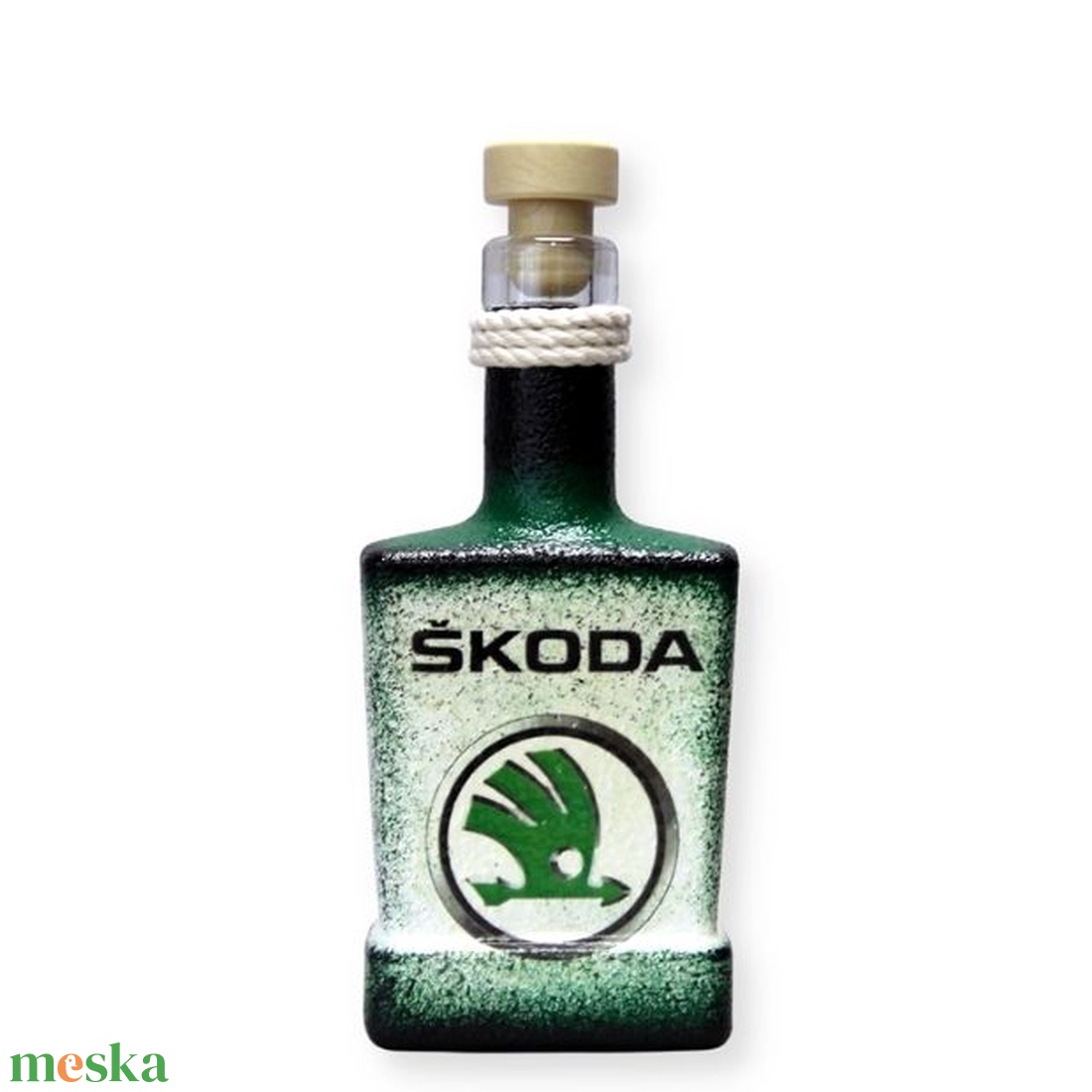 SKODA pálinkás üveg ; Skoda autód fényképével is! - otthon & életmód - dekoráció - asztal és polc dekoráció - díszüveg - Meska.hu