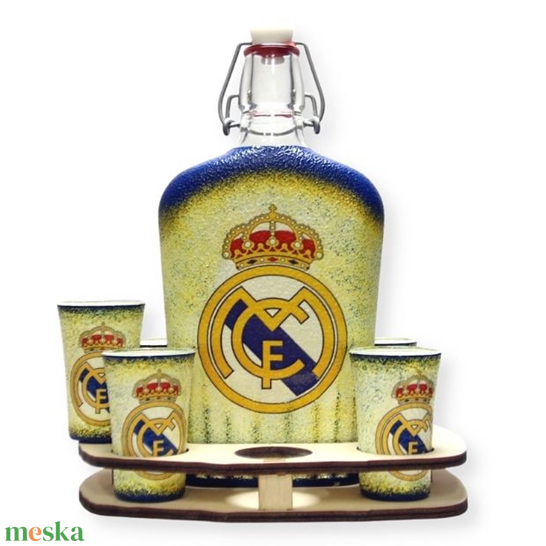 Real Madrid pálinkás kínáló ; Real foci szurkolóknak - otthon & életmód - konyhafelszerelés, tálalás - tálalás - pálinkás poharak, szettek - Meska.hu