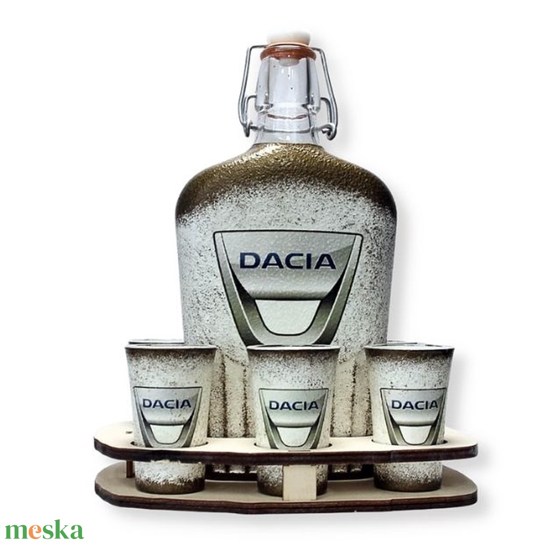 DACIA pálinkás kínáló ; autó rajongóknak - otthon & életmód - dekoráció - asztal és polc dekoráció - díszüveg - Meska.hu