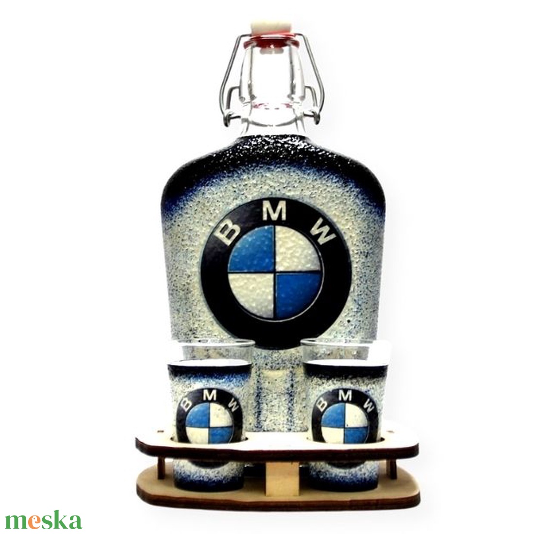 BMW emblémás pálinkás kínáló szett -szülinapra ; névnapra; karácsonyra vagy csak úgy... - otthon & lakás - dekoráció - asztal és polc dekoráció - díszüveg - Meska.hu