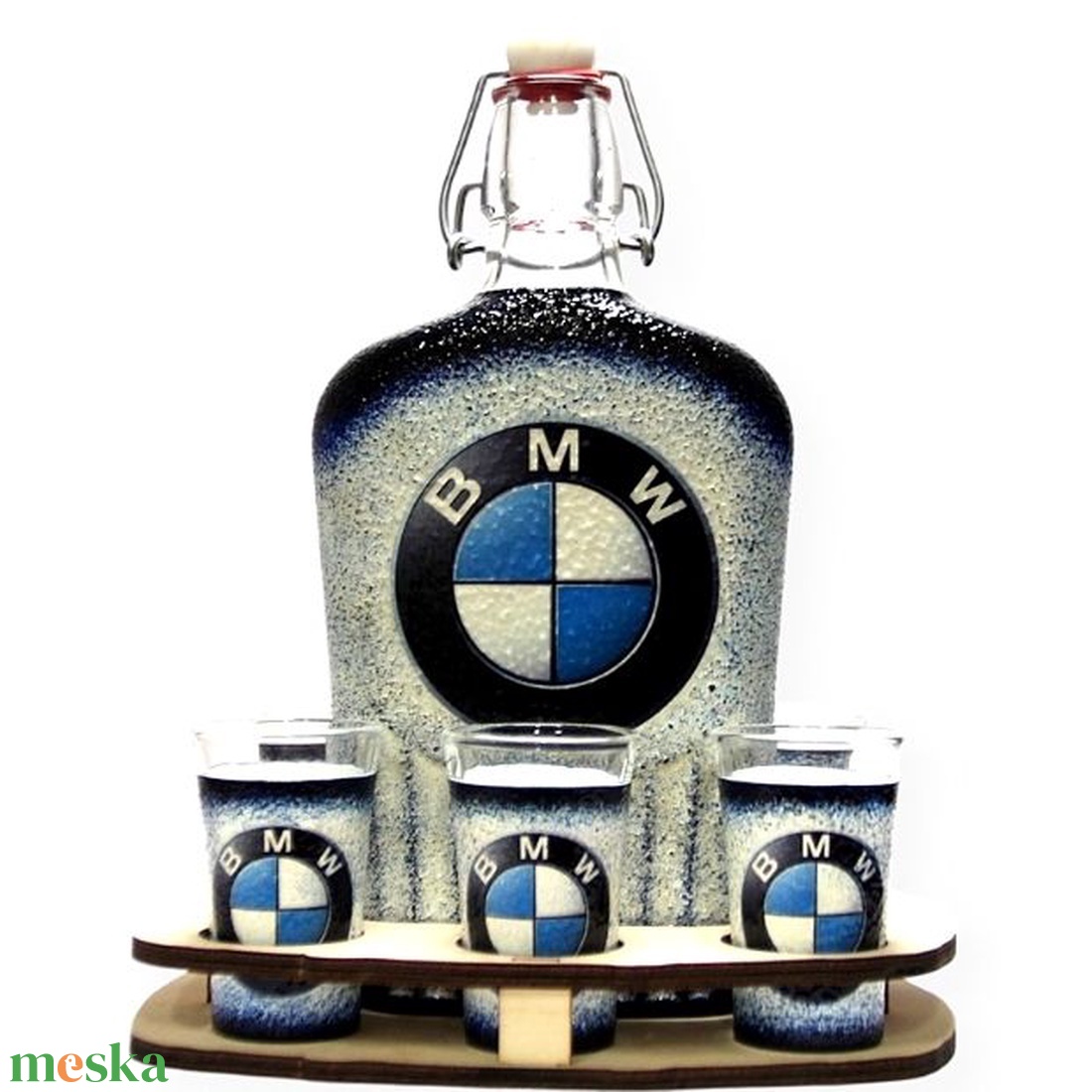 BMW emblémás nagy pálinkás kínáló - mindenkinek aki a márka rajongója - otthon & életmód - dekoráció - asztal és polc dekoráció - díszüveg - Meska.hu BMW emblémás nagy pálinkás kínáló - mindenkinek aki a márka rajongója - otthon & életmód - dekoráció - asztal és polc dekoráció - díszüveg - Meska.hu
