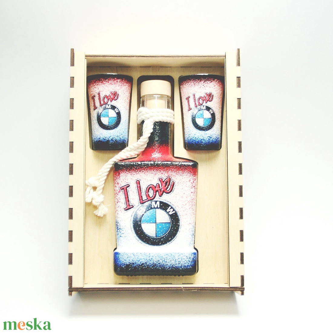 BMW emblémás  pálinkás kínáló szett dísz dobozban - férjednek ,szerelmednek , barátodnak  - karácsony - karácsonyi lakásdekoráció - ünnepi asztaldekoráció - Meska.hu