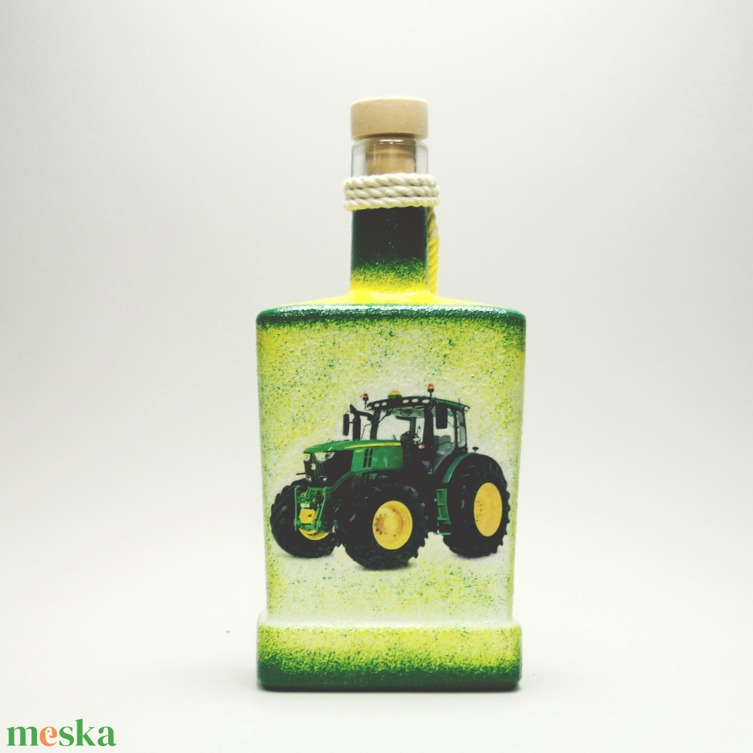 Gazda uram pálinkás flaskája ; Saját John Deere Traktorod fényképével is! - otthon & életmód - konyhafelszerelés, tálalás - tálalás - pálinkás poharak, szettek - Meska.hu Gazda uram pálinkás flaskája ; Saját John Deere Traktorod fényképével is! - otthon & életmód - konyhafelszerelés, tálalás - tálalás - pálinkás poharak, szettek - Meska.hu