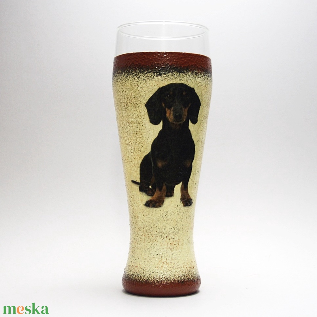 Kutya motívummal ( tacskó) díszített sörös pohár  ; Házi kedvenc rajongóknak ;Egyedi állat fotóval is ! - otthon & lakás - konyhafelszerelés, tálalás - tálalás - sörös pohár és korsó - Meska.hu