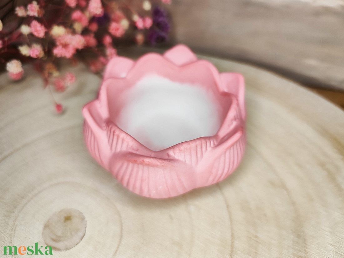 Lótusz gyertyatartó alátéttel - otthon & életmód - gyertya, illat, aroma - mécses és mécsestartó - Meska.hu