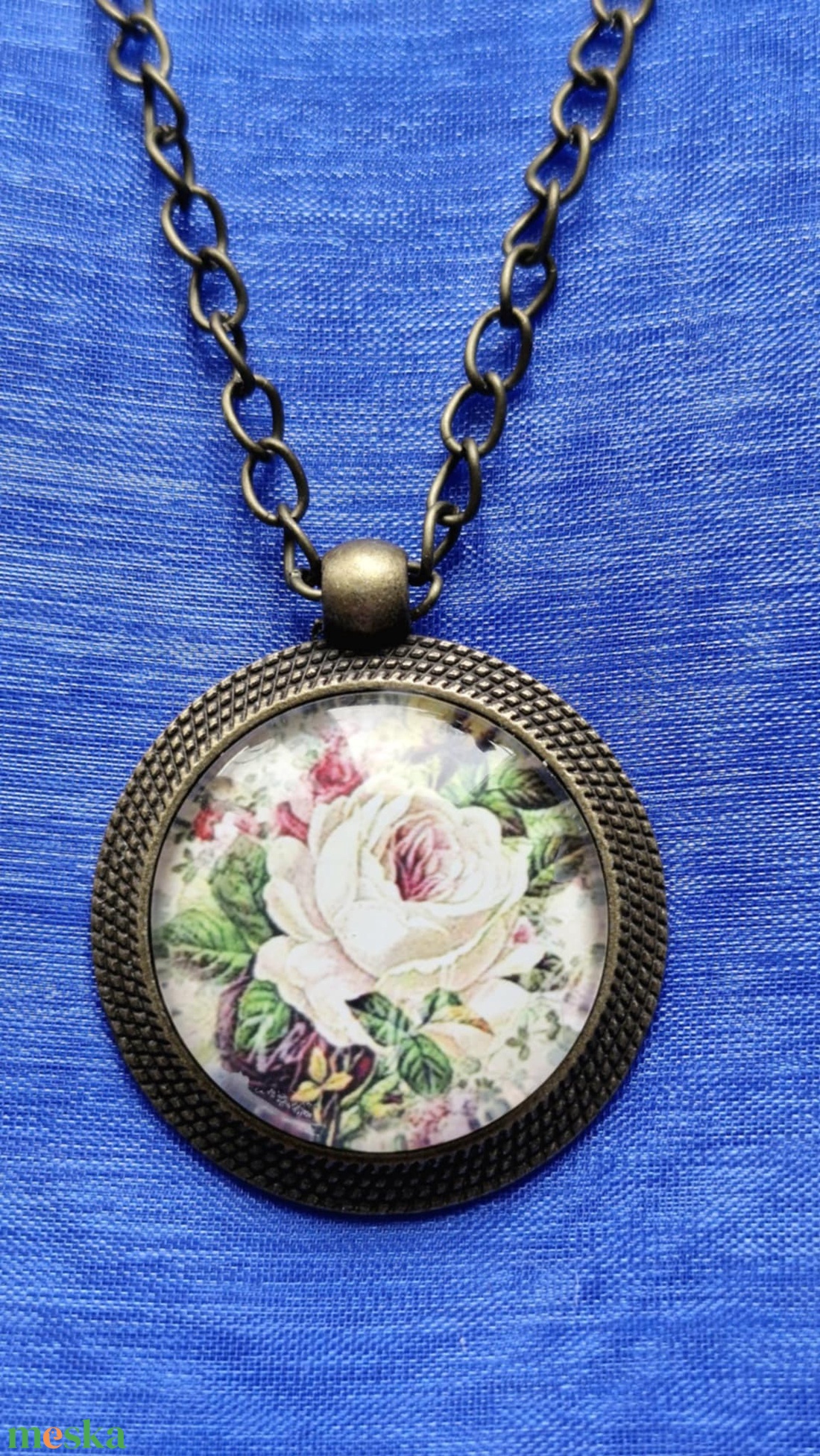 Üveglencsés nyaklánc - ékszer - nyaklánc - medálos nyaklánc - Meska.hu