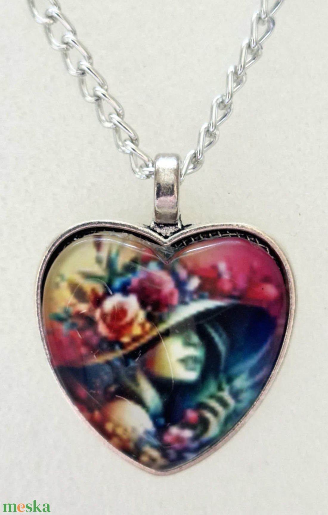 Üveglencsés nyaklánc Valentin napra - ékszer - nyaklánc - medálos nyaklánc - Meska.hu