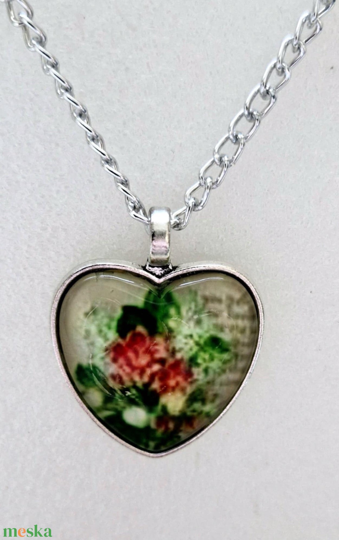 Üveglencsés nyaklánc Valentin napra - ékszer - nyaklánc - medálos nyaklánc - Meska.hu