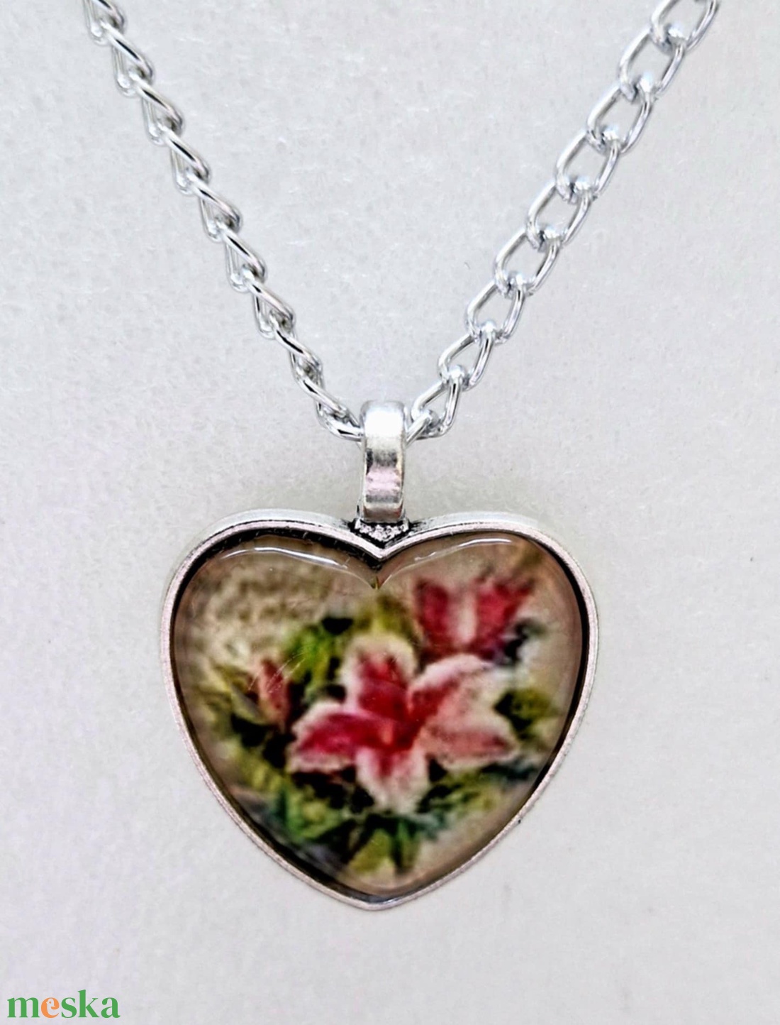 Üveglencsés nyaklánc Valentin napra - ékszer - nyaklánc - medálos nyaklánc - Meska.hu
