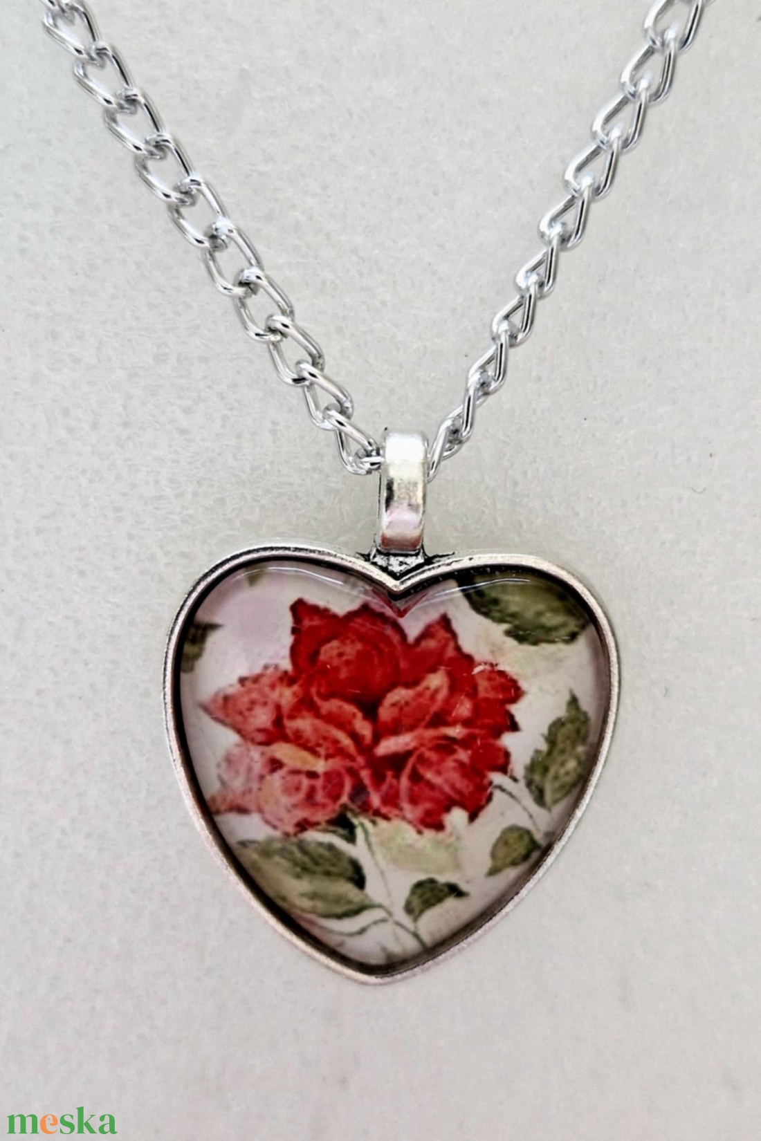 Üveglencsés nyaklánc Valentin napra - ékszer - nyaklánc - medálos nyaklánc - Meska.hu