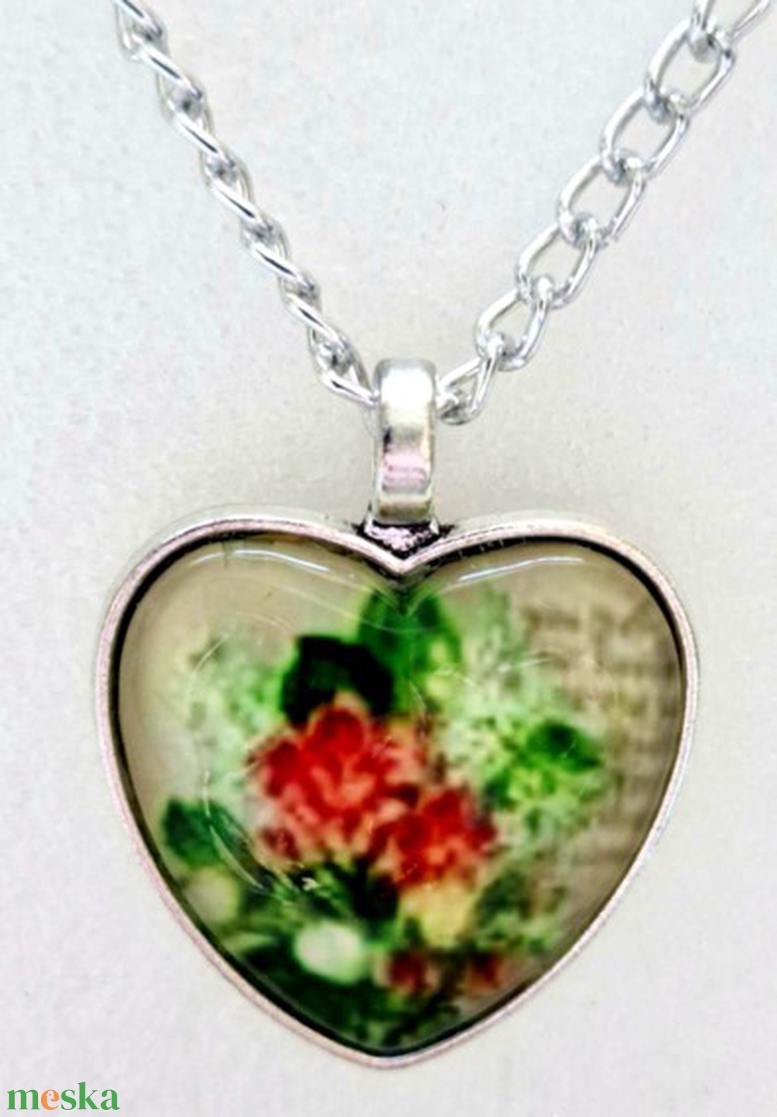 Üveglencsés nyaklánc nőnapra - ékszer - nyaklánc - medálos nyaklánc - Meska.hu