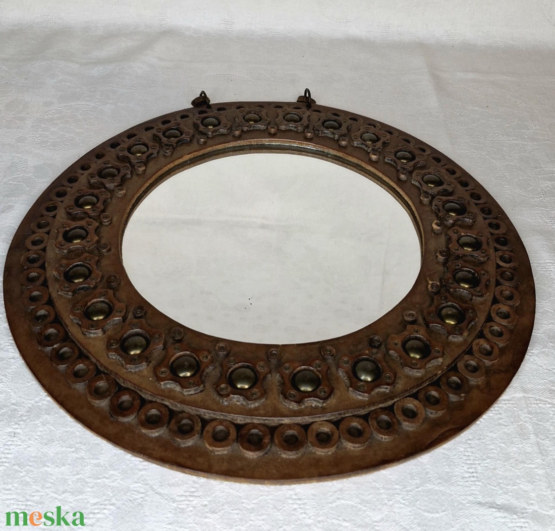 Vintage iparművészeti bőrdíszműves fali tükör (34 cm) � 1970-es évek - otthon & életmód - dekoráció - tükör - Meska.hu