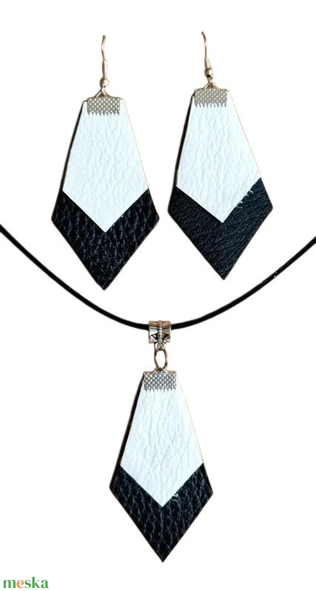 Modern bőr ékszerszett � fehér -fekete rombusz, kézműves design - ékszer - ékszerszett - Meska.hu