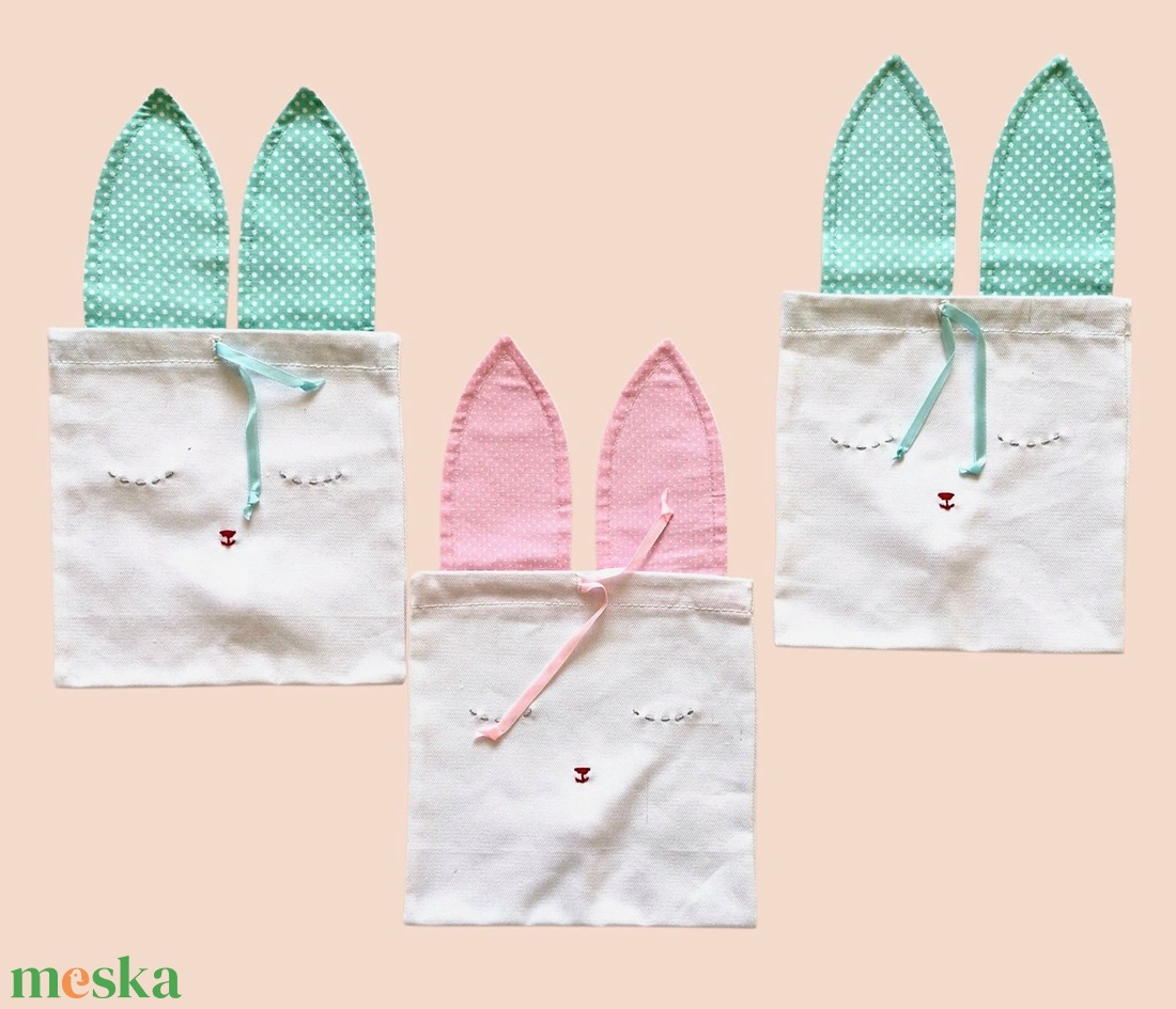 Kézzel hímzett menta/rózsaszín húsvéti nyuszis zsák erős vászonból - otthon & életmód - papír, írószer - ajándékozás kellékei - ajándékzsák, csomagolás - Meska.hu