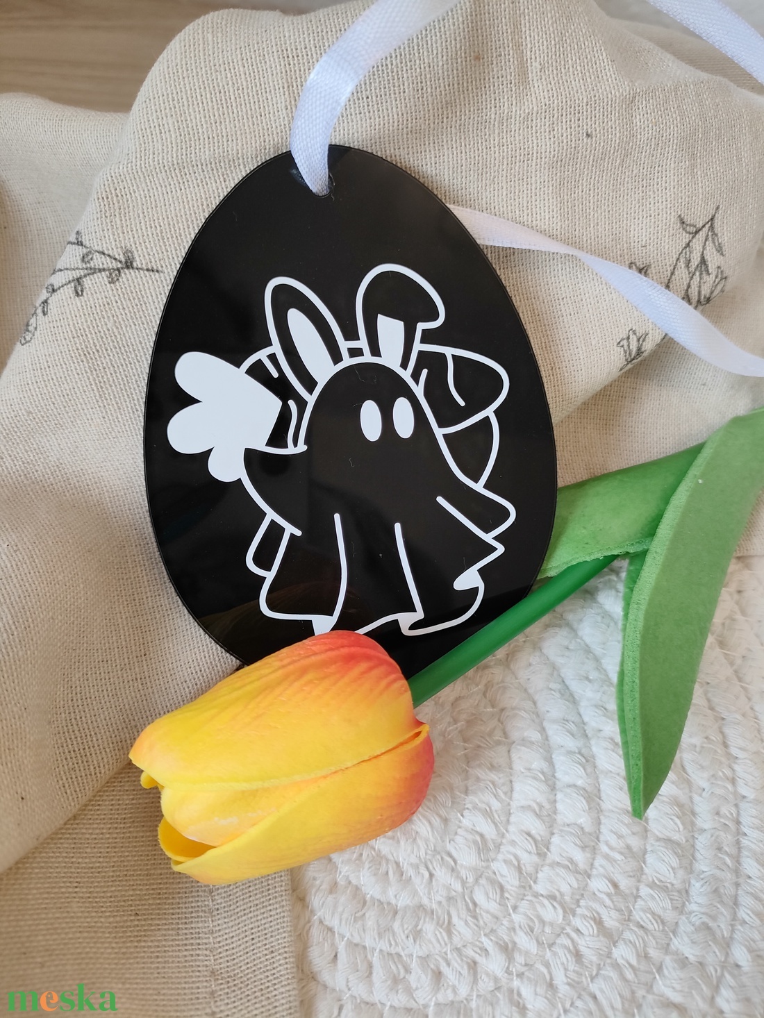 Szellemes, halloween-i húsvéti tojás (plexi) - otthon & életmód - dekoráció - fali és függő dekoráció - falra akasztható dekor - Meska.hu Szellemes, halloween-i húsvéti tojás (plexi) - otthon & életmód - dekoráció - fali és függő dekoráció - falra akasztható dekor - Meska.hu