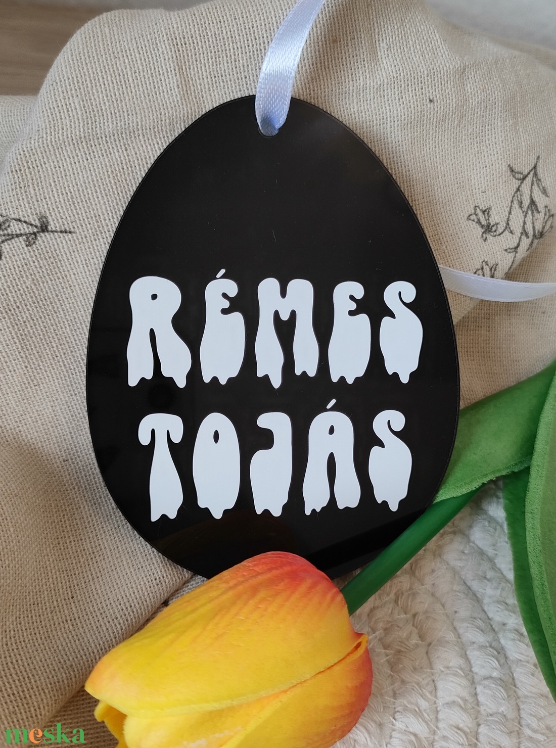 Szellemes, halloween-i húsvéti tojás (plexi) - otthon & életmód - dekoráció - fali és függő dekoráció - falra akasztható dekor - Meska.hu Szellemes, halloween-i húsvéti tojás (plexi) - otthon & életmód - dekoráció - fali és függő dekoráció - falra akasztható dekor - Meska.hu