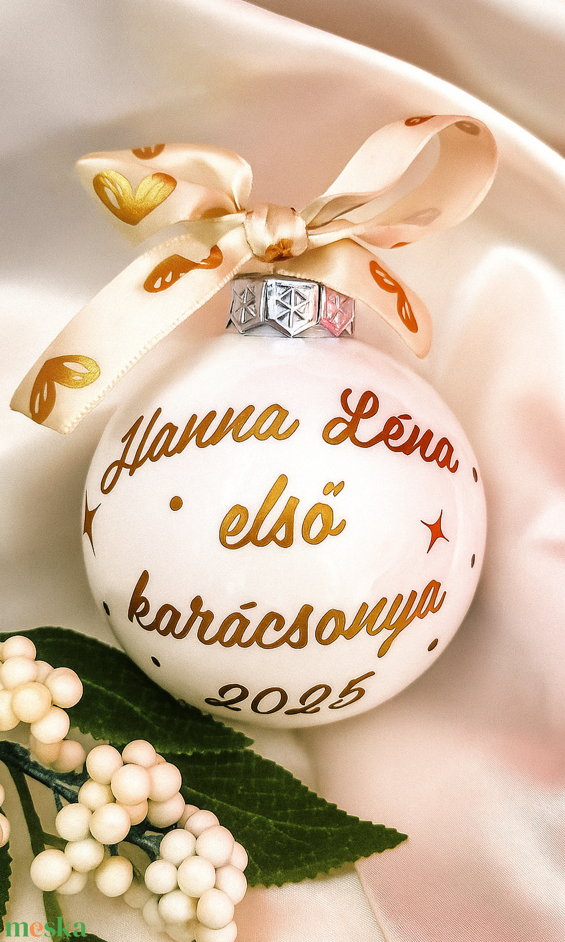 Első karácsonyom- üveggömb, névre szóló, első karácsony - karácsony - karácsonyi lakásdekoráció - karácsonyfadíszek - Meska.hu