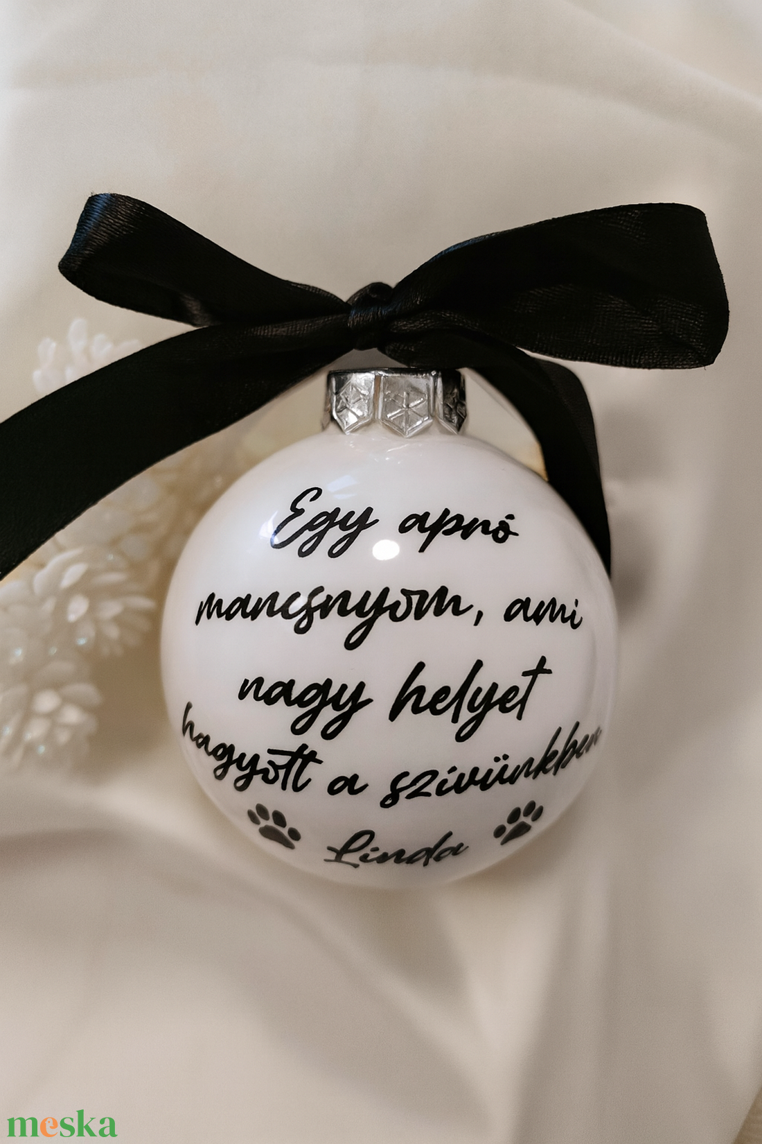 Emlékgömb, emlékőrző karácsonyi gömb, üveggömb, névre szóló, kutya, cica, macska - karácsony - karácsonyi lakásdekoráció - karácsonyfadíszek - Meska.hu