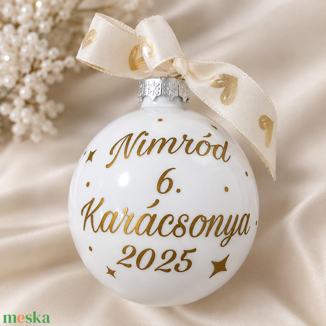 Első karácsonyom- üveggömb, névre szóló, első karácsony, Névre szóló karácsonyi gömb, neves karácsonyi gömb - karácsony - karácsonyi lakásdekoráció - karácsonyfadíszek - Meska.hu