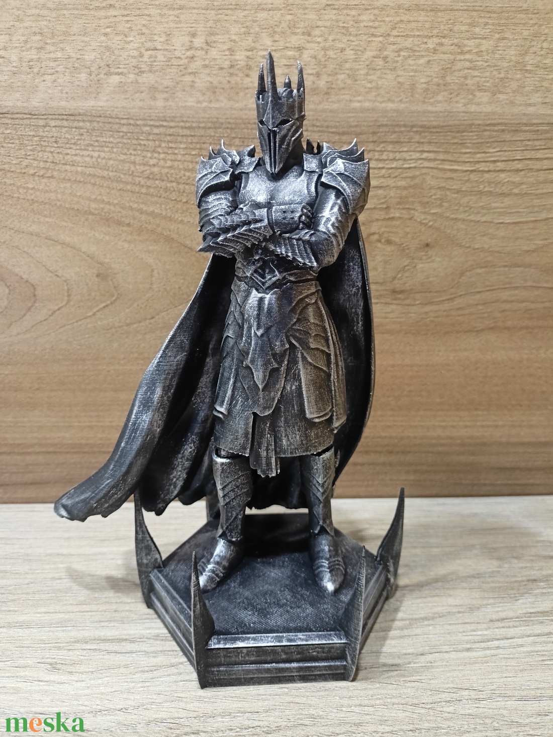 3D nyomtatott Sauron - Gyűrűk Ura - Miniatűr szobor / Fekete PLA festett változat - otthon & életmód - dekoráció - asztal és polc dekoráció - könyvszobor - Meska.hu