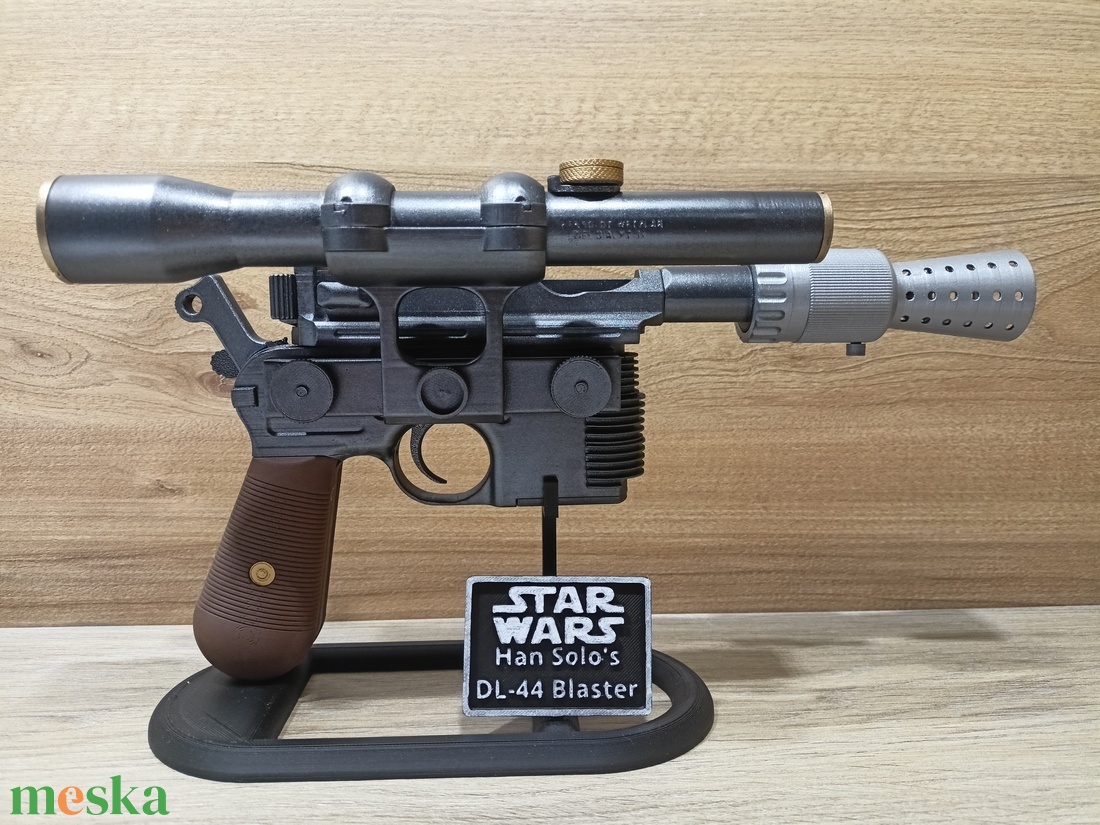 Egyedi 3D nyomtatott Han Solo DL-44 Lézerpisztoly - Két féle kivitelben! Airbrush festéssel - játék & sport - szerepjáték - Meska.hu